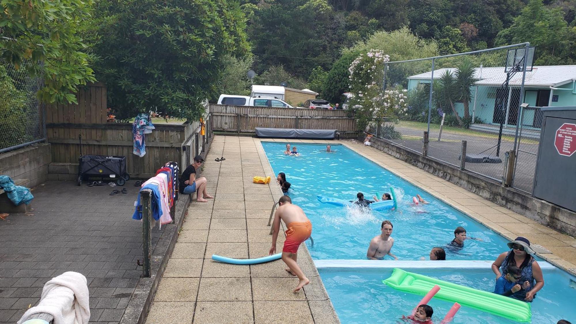 Dickson Holiday Park Thames Buitenkant foto