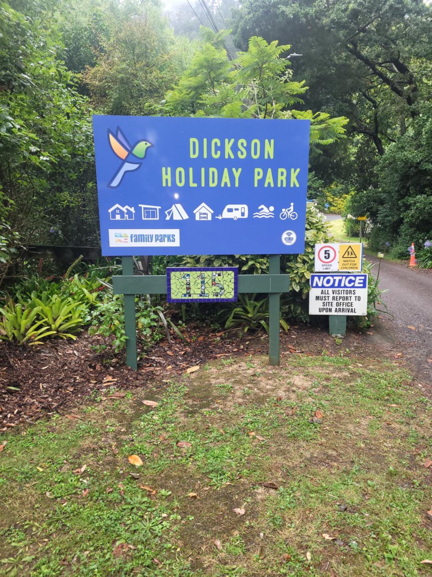 Dickson Holiday Park Thames Buitenkant foto
